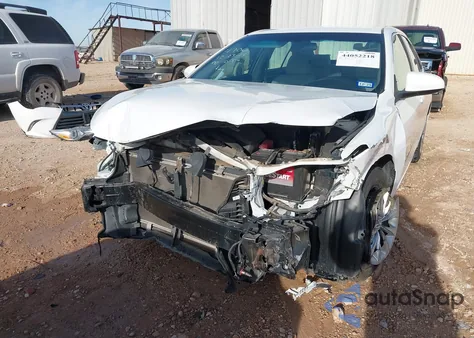 2017 Toyota Camry Le z USA, uszkodzony, nr VIN 4T1BF1FK0HU704706
